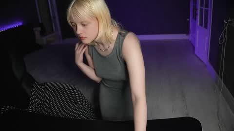 Kofi online show from April 13, 9:15 pm