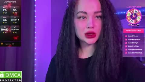 Mia online show from February 19, 11:46 pm