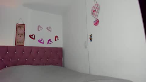 konie Diaz online show from March 4, 3:24 am