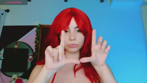 YINI online show from November 29, 5:11 am