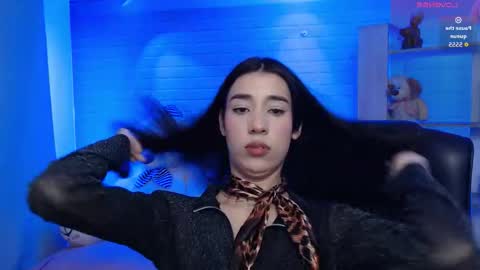 Elizabeth online show from October 24, 9:33 pm