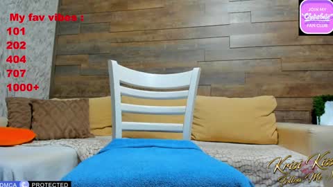 KrisiFollow me  Thumb UP  online show from October 29, 4:17 am