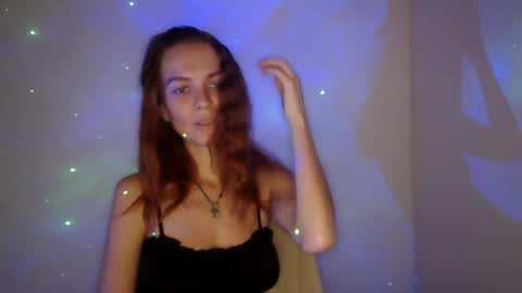 Snapshot of kriss5344 chatting on October 30, 11:33 am Kriss online show from October 30, 11:33 am