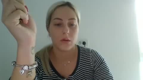 Snapshot of kriss_grace chatting on October 5, 12:32 pm Grace online show from October 5, 12:32 pm