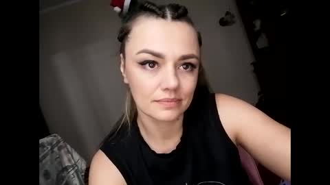 Snapshot of krisssexi chatting on December 30, 6:49 pm KrissSexi online show from December 30, 6:49 pm