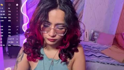 kristen_tay online show from May 27, 3:14 am