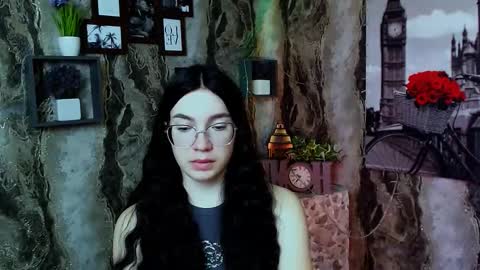 Kristen online show from September 14, 8:45 am