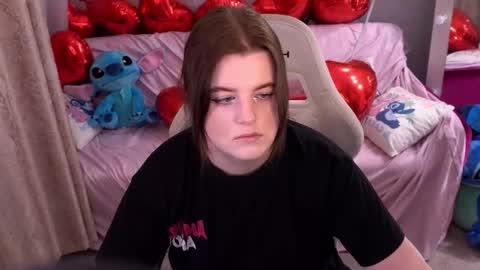 kristifoxy online show from February 8, 6:17 am