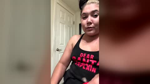 Krystle online show from December 15, 12:38 am