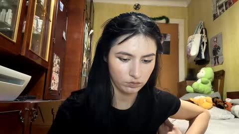 Mira online show from February 14, 9:06 pm