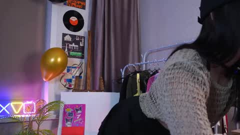 Ariya online show from November 1, 2:43 pm