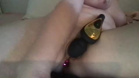 kylie online show from February 19, 10:52 pm