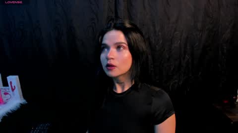 submissive demon Please help me to reach 500 thumbs up online show from December 22, 2:17 am