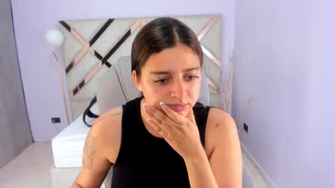 Kylie Reyes  online show from February 26, 7:35 pm