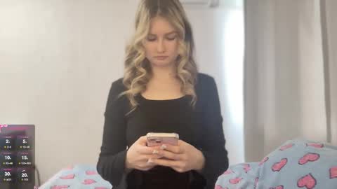 Amanda online show from March 8, 12:31 pm