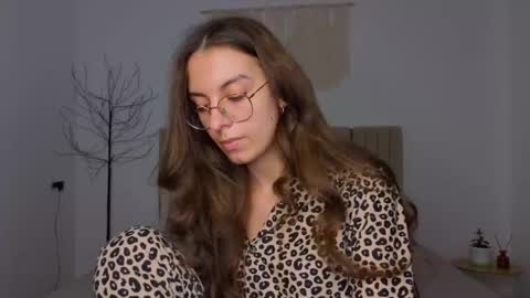 Margo  online show from December 1, 3:59 pm