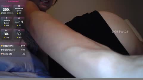 Lacie online show from September 29, 4:17 am