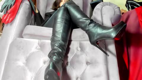 GoddessLeather online show from October 28, 4:02 pm