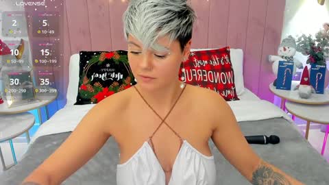 Snapshot of lady_alibi chatting on January 4, 12:16 pm AliCooper  online show from January 4, 12:16 pm