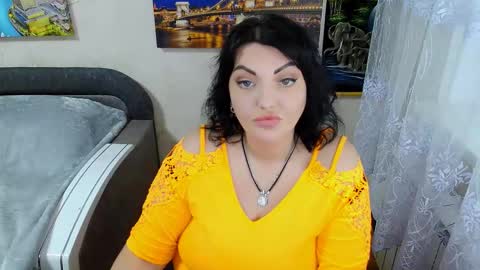 lady_boom_ online show from October 10, 2:44 pm