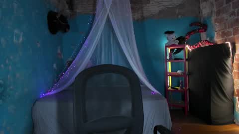 Snapshot of lady_sontse_ chatting on October 20, 7:28 pm Mia online show from October 20, 7:28 pm