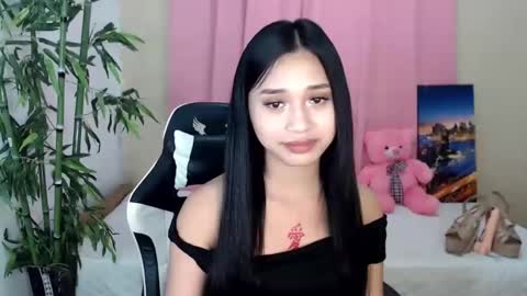 Your ultimate bbgirl sweety online show from December 16, 5:11 pm