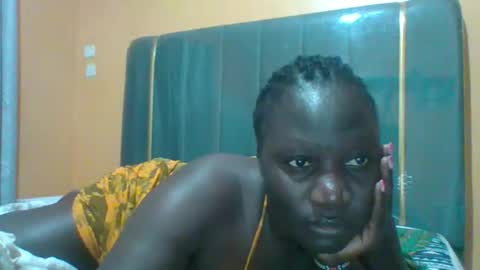 lindah32 online show from June 9, 7:24 pm