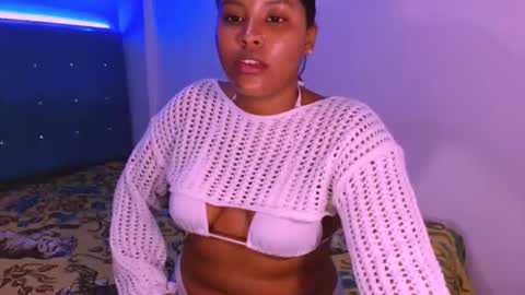 laura online show from March 19, 4:39 am