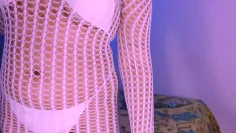 laura online show from March 21, 8:19 am