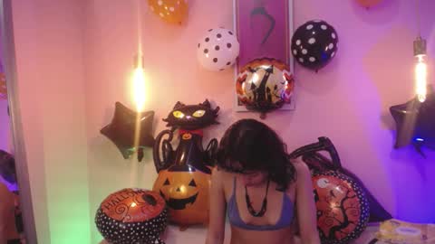 Snapshot of ladywawy_ chatting on October 21, 3:38 pm Ladywawy online show from October 21, 3:38 pm