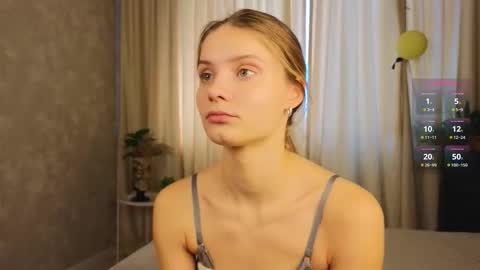 Snapshot of lafeti chatting on October 23, 6:52 am Lilia online show from October 23, 6:52 am