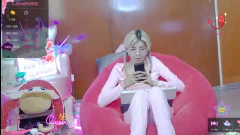 Skinnygirl online show from June 27, 11:44 pm