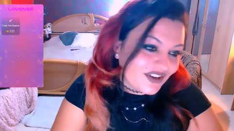 Snapshot of lagerthaa1 chatting on October 16, 7:16 pm Arielle online show from October 16, 7:16 pm