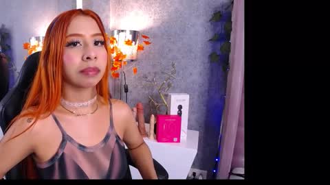 Laila Stilwills online show from February 8, 5:33 am