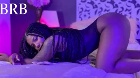 IG222dmm  online show from March 4, 3:07 pm