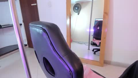 lala_demon online show from February 23, 12:37 pm