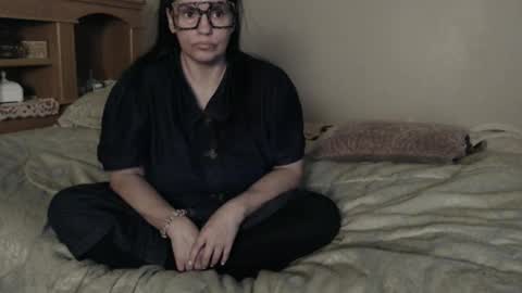 Naomi Rose online show from March 5, 10:33 am