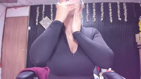  Sofi  online show from October 28, 12:33 pm