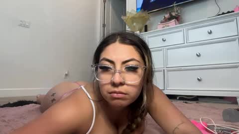 lalaxxo online show from April 16, 2:34 am