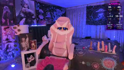 Snapshot of lanakyutt chatting on March 1, 5:42 am L A N A online show from March 1, 5:42 am