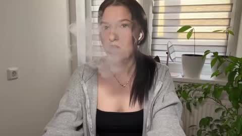 Sarah online show from February 28, 2:38 pm