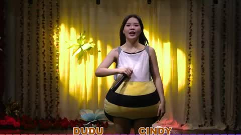 lankwaifong_cindy online show from April 3, 2:31 am