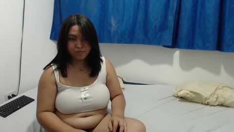 Prettywoman online show from January 17, 3:47 am