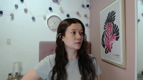 Lanna online show from April 6, 1:01 pm