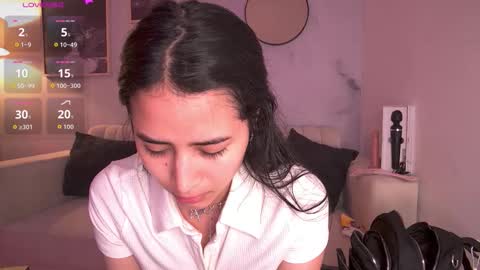 Snapshot of lara_madisson chatting on October 22, 10:04 pm Lara Madisson online show from October 22, 10:04 pm