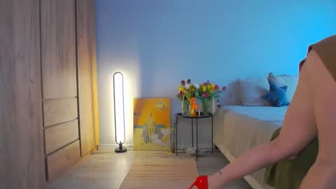 Snapshot of larakanes chatting on March 12, 10:26 am LaraKanes online show from March 12, 10:26 am