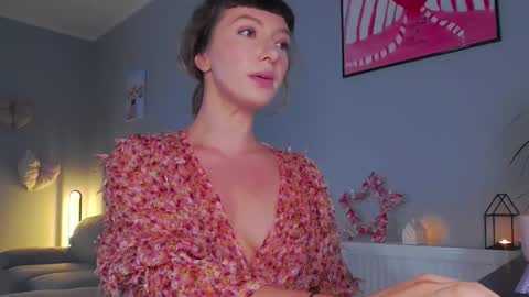 Snapshot of larakanes chatting on September 30, 9:59 am LaraKanes online show from September 30, 9:59 am