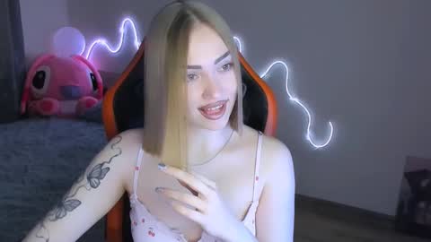 LaraKrein lk online show from February 12, 11:01 am