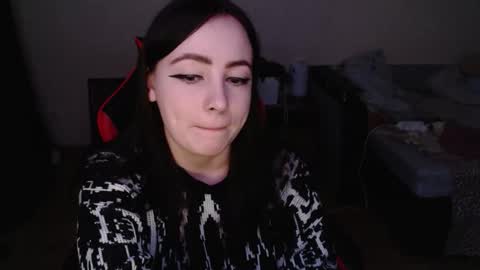 Laralianna online show from February 20, 6:09 pm