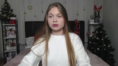 LaraPika online show from January 12, 6:13 pm